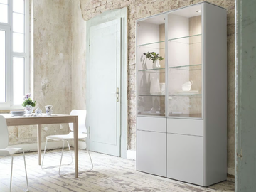 GOYA 21/41 - Display cabinet with integrated lighting by Sudbrock Möbelhandwerk - view 2
